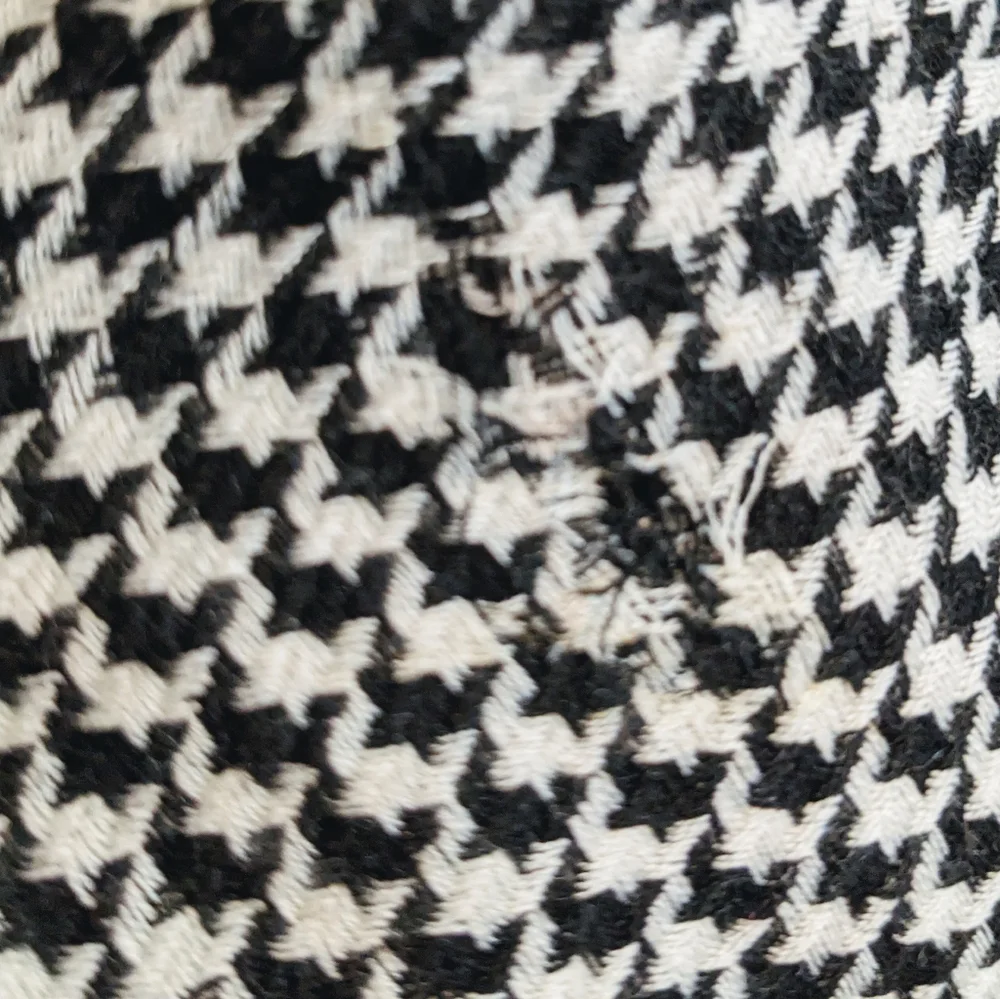 JANAVI Houndstooth Butterfly Merino Wool Blanket Scarf